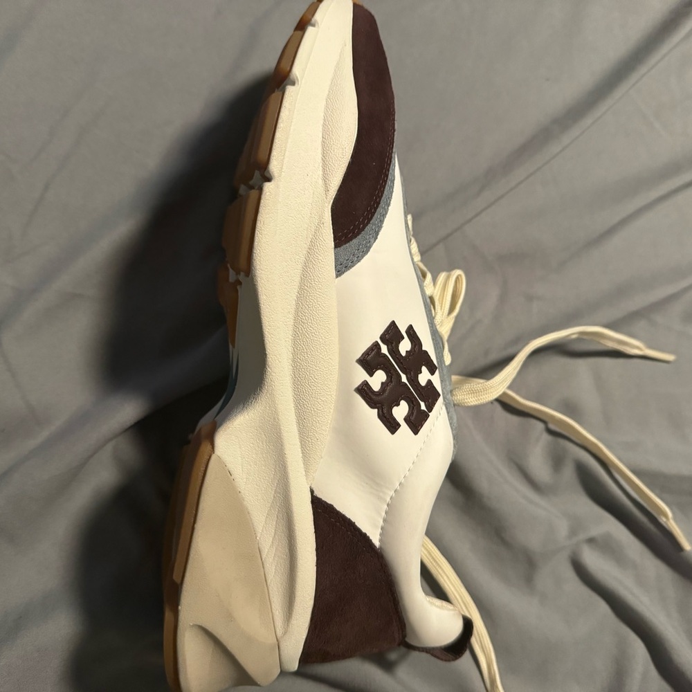 Tory Burch Good Luck Sneaker size 9